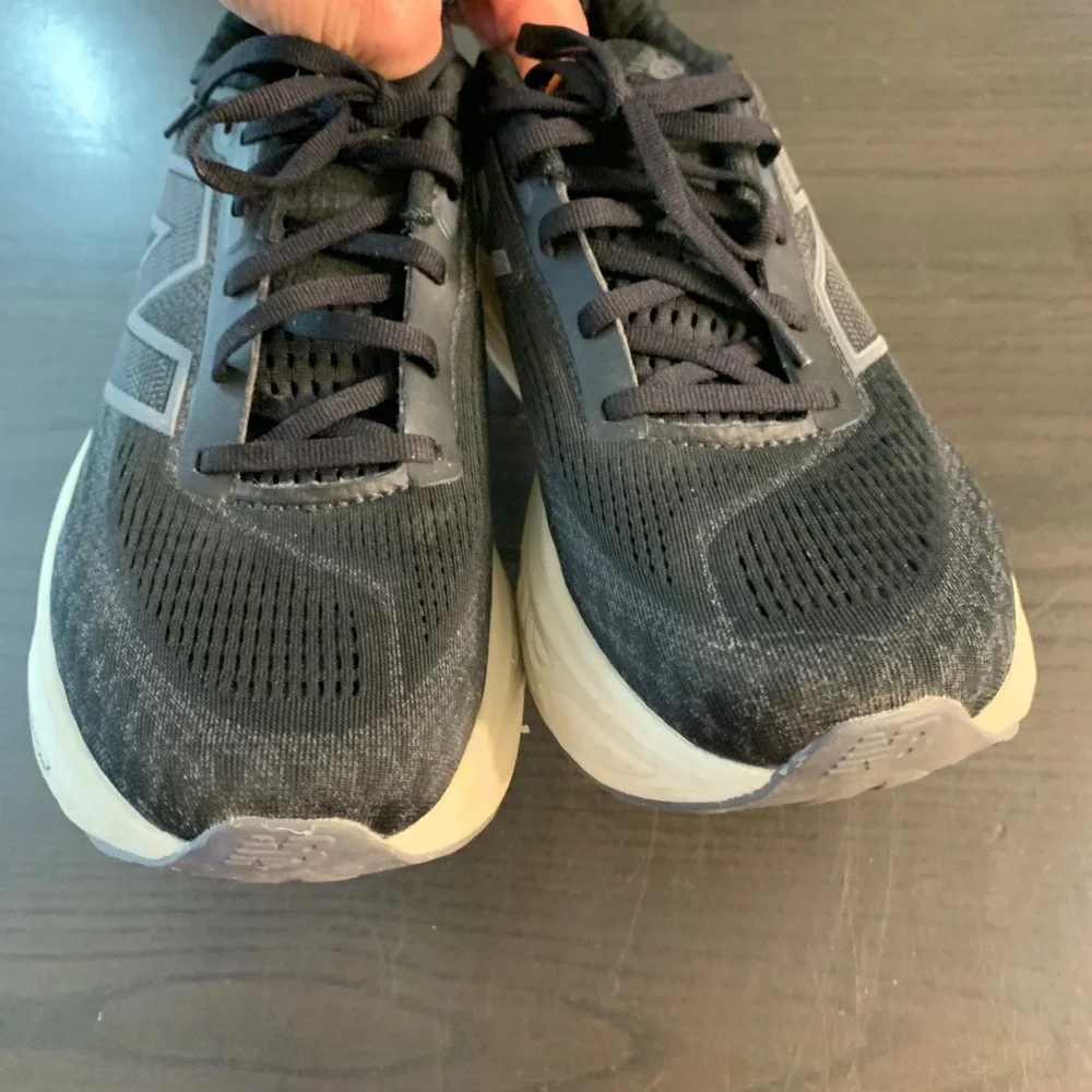 New Balance Fresh Foam X 1080 v13 Womens 9 Running Shoes Black‎ Grey Sneakers
